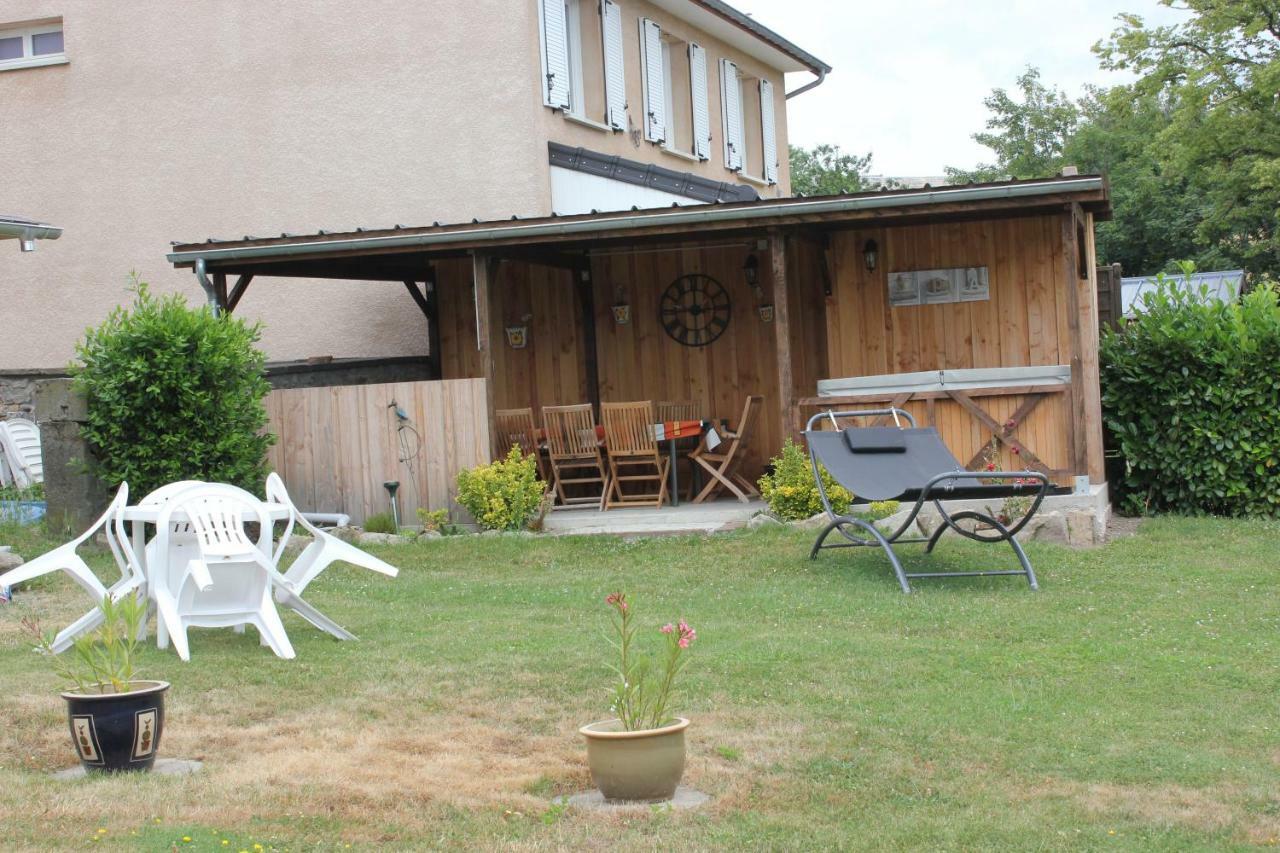 Maison Le Barrage Saint-Gervais-d'Auvergne Экстерьер фото